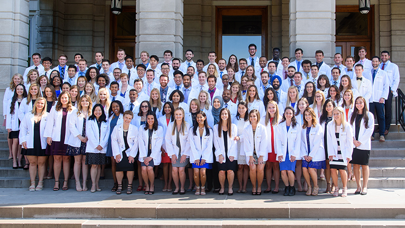 MU School of Medicine Introduces Class of 2022 at White Coat Ceremony - MU  School of Medicine