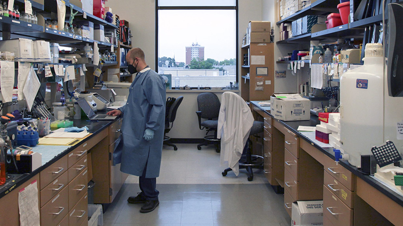 virologist Marc Johnson in his lab