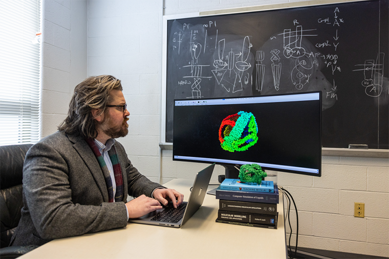 Cassidy looking at a detailed and high-resolution picture of the structure of ApoB100.