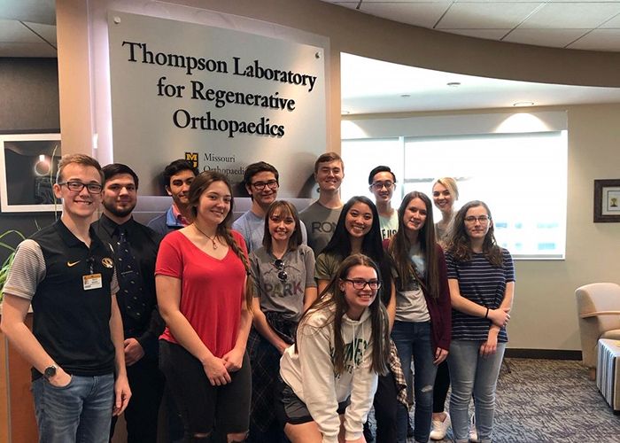 Students visited Thompson Lab