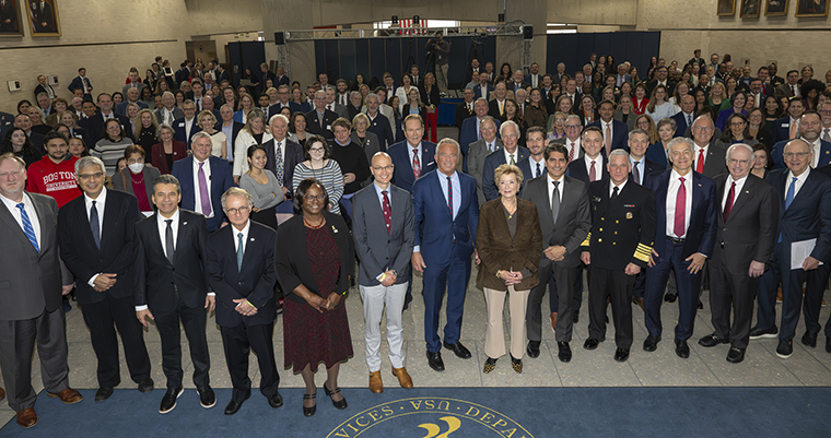 U.S. Secretary of Health and Human Services Robert F. Kennedy, Jr. and U.S. Secretary of Education Linda McMahon group photo