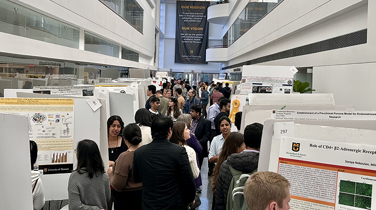  Hundreds of student presenters, judges and observers made their way through the School of Medicine at this year’s MU Health Sciences Research Day.