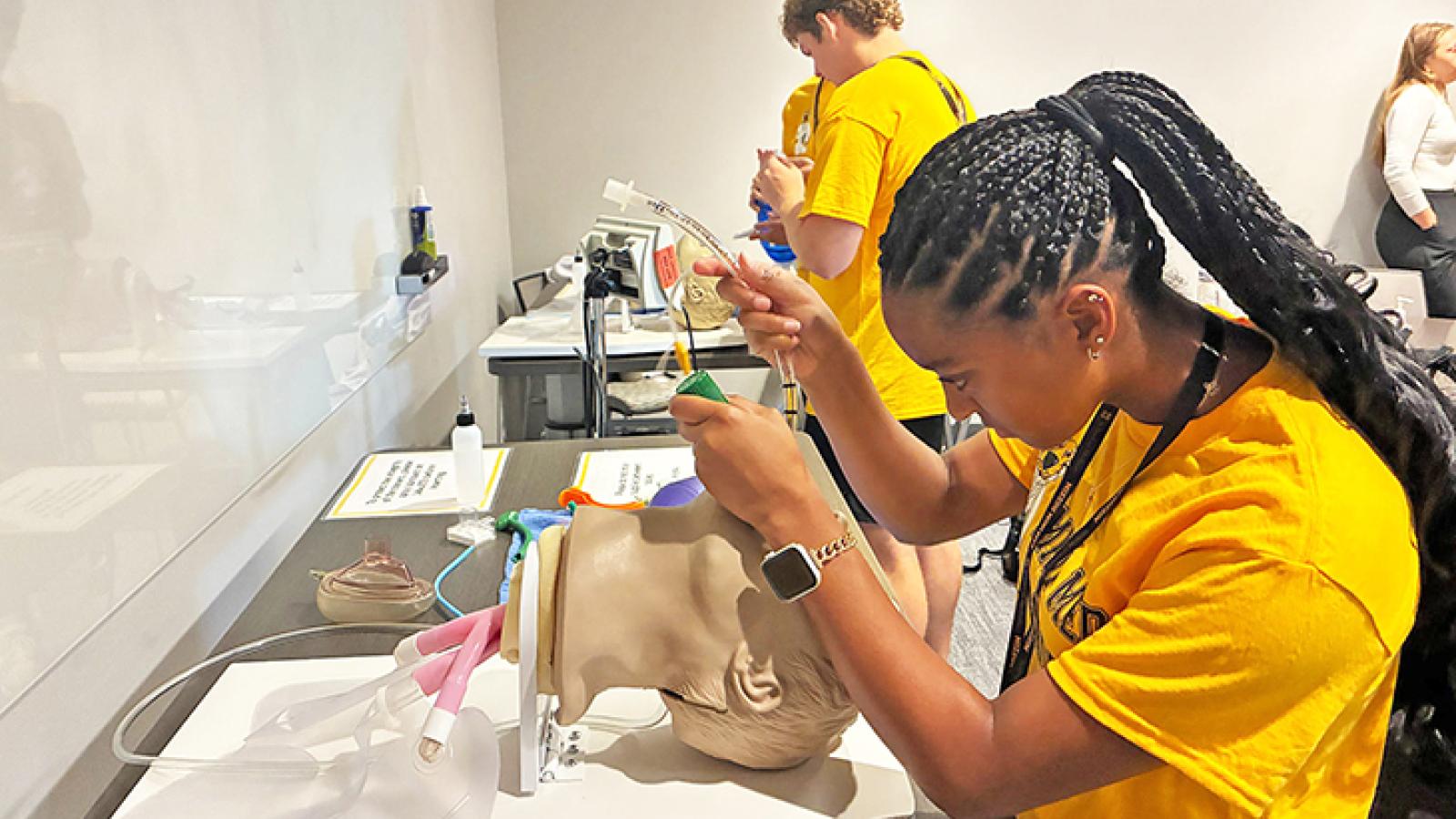2026 Mizzou Mini Med School intubation